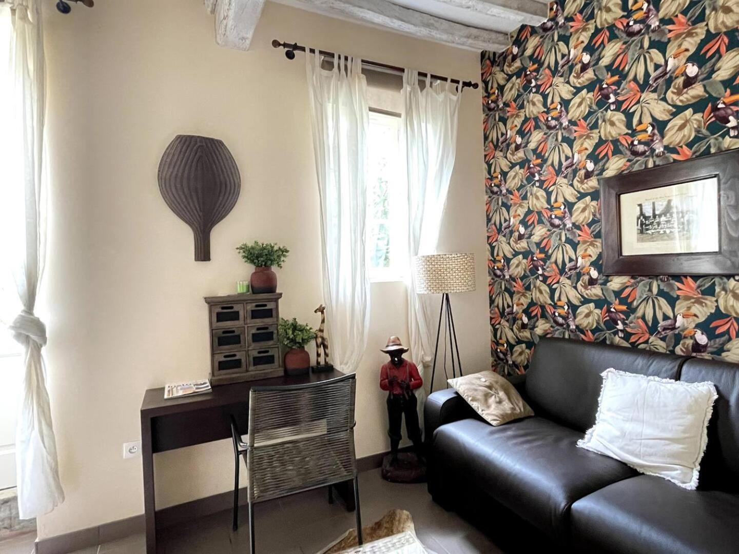 Apt Duplex Ou Plain Pied Tout Confort Plein Centre Ville Bayeux Proche Commerces, Restaurants, Avec Terrasse Privative Ou Jardin Commun Amenage Clos, Parking Gratuit A Proximite, Proche Plages Du Debarquement Exterior photo