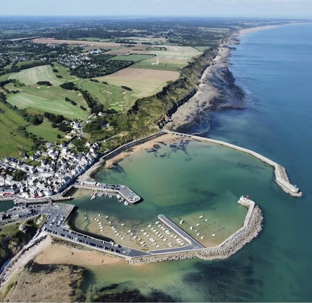 Apt Duplex Ou Plain Pied Tout Confort Plein Centre Ville Bayeux Proche Commerces, Restaurants, Avec Terrasse Privative Ou Jardin Commun Amenage Clos, Parking Gratuit A Proximite, Proche Plages Du Debarquement Exterior photo